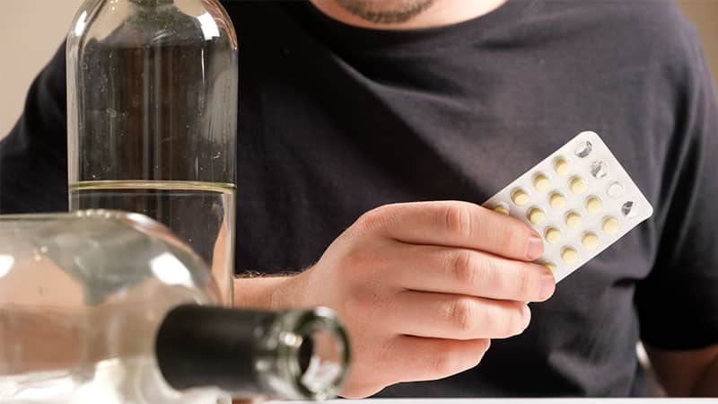 drinking alcohol after medication