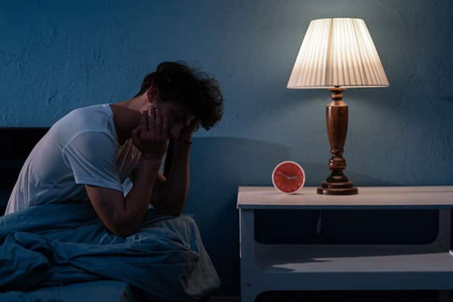 What is Kindling Alcohol? Explore the Signs and Symptoms